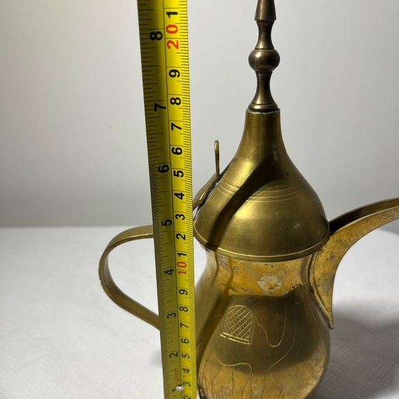 brass Dallah, which is a traditional Arabic coffee pot. - Picture 8 of 8